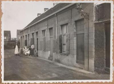 Krotwoningen Sint-Niklaas, 1941, Knaptandstraat