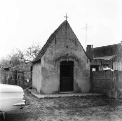 Kapel van Onze-Lieve-Vrouw van Bijstand, Oudeheerweg Waasmunster