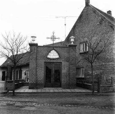 Kapel O. L. Vrouw van Lourdes, Lammeken Lokeren