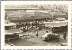 Donderdagse markt op de Grote Markt, Sint-Niklaas