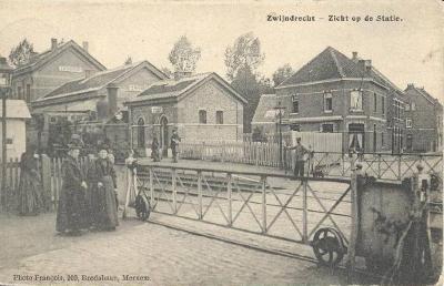 Prentkaart Spoorlijn 59 station Zwijndrecht+ overweg