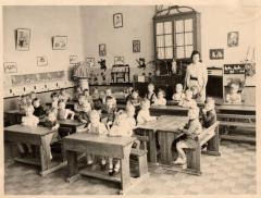 Vrije basisschool kleuterklas 1960