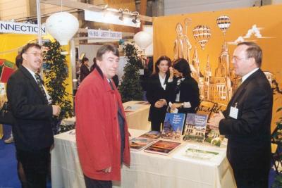 Sint-Niklase stand op het 'Salon du Tourisme' in Colmar, 7-12 november 1997