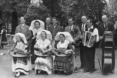 Vierde Volkskunstweek volkskunstgroep Boerke Naas, 2-7 augustus 1963