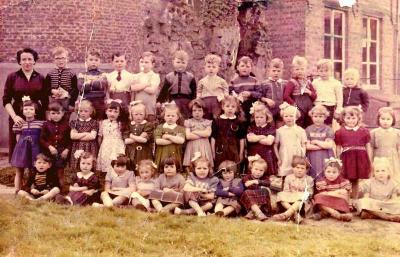 Vrije basisschool kleuterklas 1955