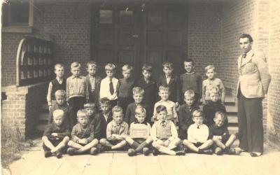 Klasfoto Gemeenteschool Waasmunster 1945