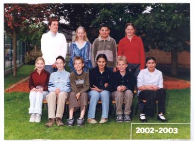 Klasfoto Stedelijke Basisschool Spoele, 2002-2003