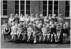 Klasfoto kleuters Sinaai 1957 - 1958