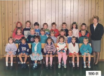 Klasfoto: Eerste leerjaar 1990-1991