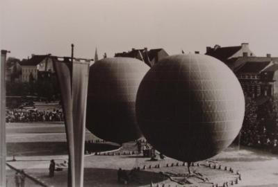 Eerste ballonmeeting tijdens de Vredefeesten van 1948